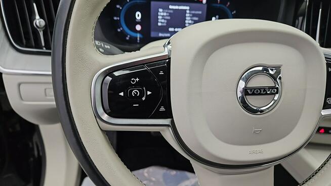 Volvo XC 60 B4 D Plus Bright aut ! Z Polskiego Salonu ! Faktura Vat !