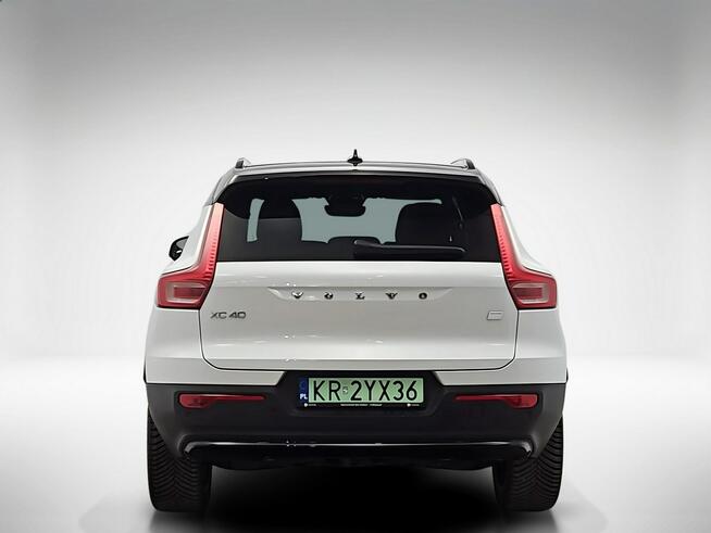 Volvo XC 40 73kWh P6 Recharge Core ! Z Polskiego Salonu ! Faktura Vat !