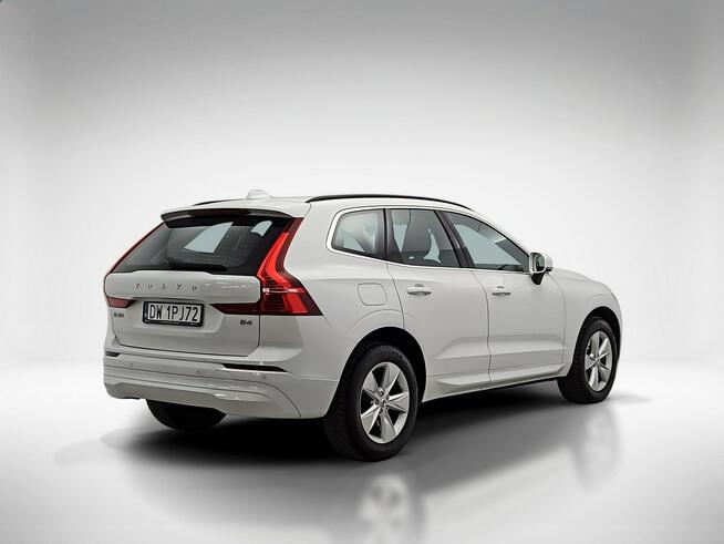 Volvo XC 60 B4 B Momentum Pro aut ! Z Polskiego Salonu ! Faktura Vat !