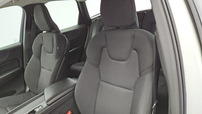 Volvo XC 60 B4 B Momentum Pro aut ! Z Polskiego Salonu ! Faktura Vat !