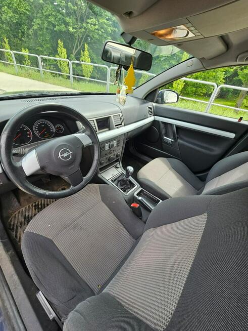 Opel Vectra Benzyna 1.6 - 198tys km - 2004r