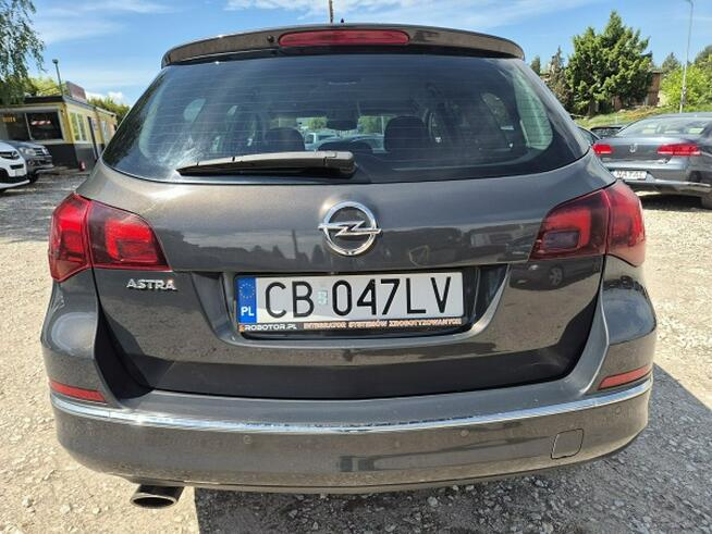 Opel Astra Salon* Full wersja* 180KM* Model 2014
