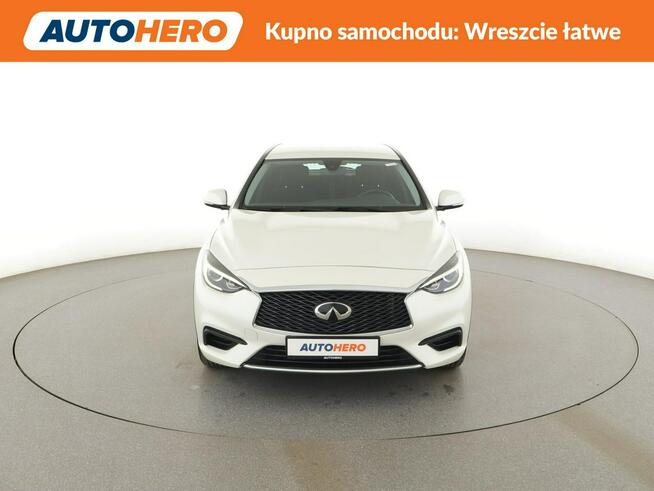Infiniti Q30 Bluetooth ks.serwisowa