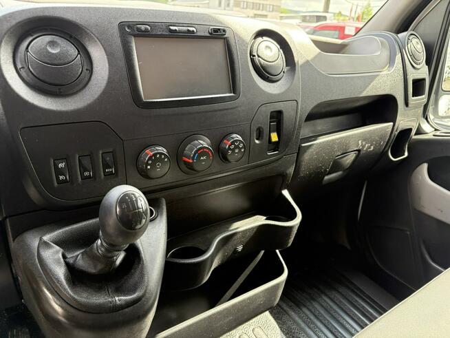 Renault Master l2h2 blaszak średni