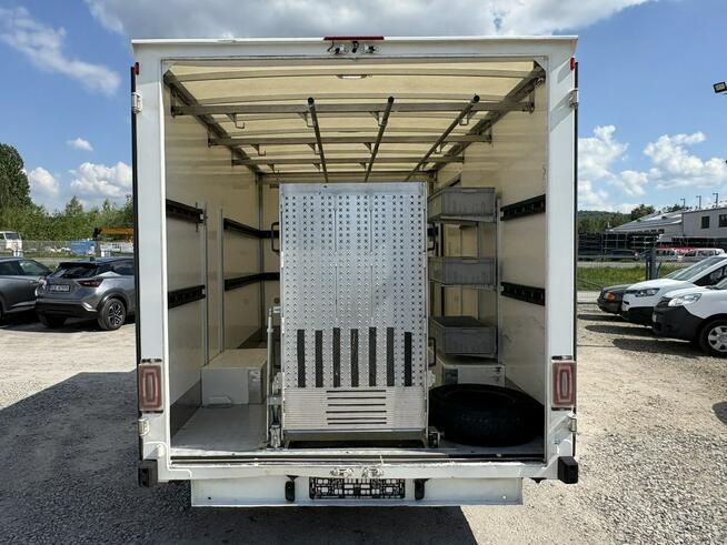 Renault Master kontener niskopodwoziowy niskopodłogowy