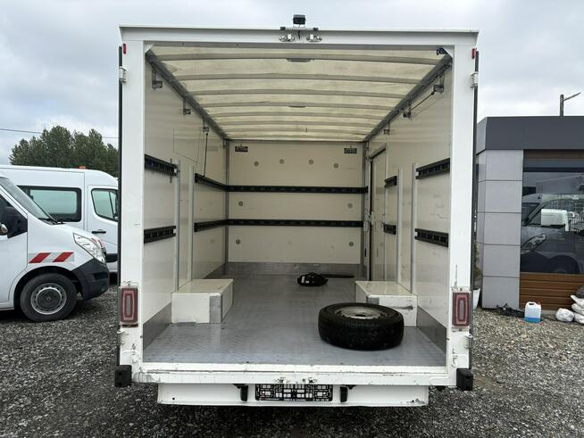 Renault Master kontener niskopodwoziowy niskopodłogowy