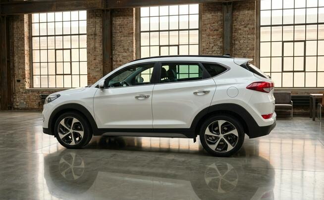 Hyundai Tucson Bezwypadkowy full opcja rok gwarancji