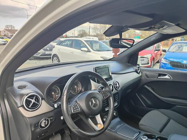 Mercedes B 246 B-180 LIFT 1.5 Cdi 109 KM Automat Zarejestrowany Oryginalny Przebieg