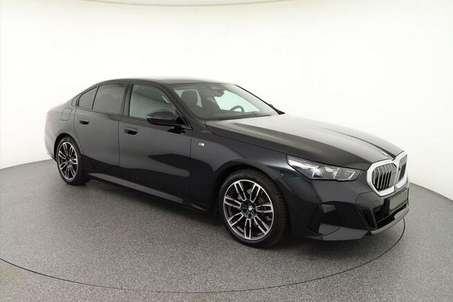 520d xDrive, rabat 92 456 zł, Pakiet sportowy M Różne wersje i kolory!