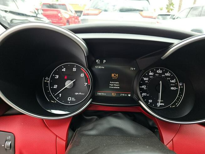 Alfa Romeo Giulia Ti Sport / niski przebieg