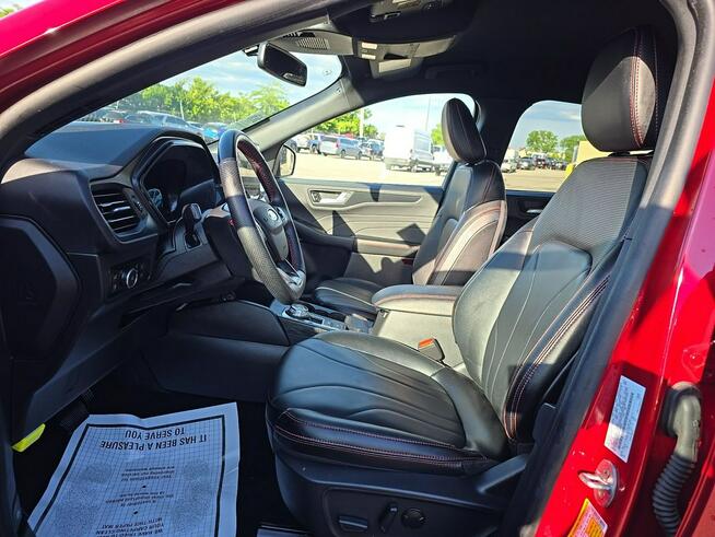Ford Escape Hybrid ST-Line Elite / AWD
