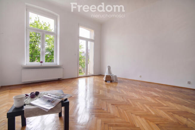 Mieszkanie w kamienicznym stylu - Łódź Fabryczna