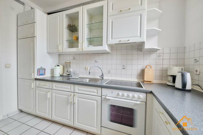 REZERWACJA 3 pokojowe z balkonem w centrum