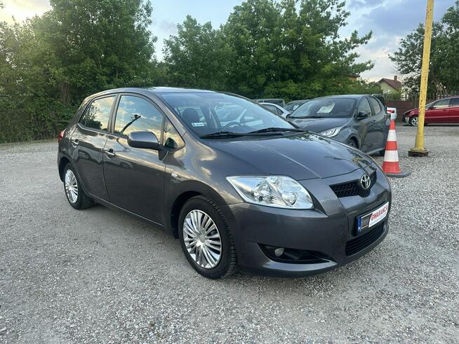 Toyota Auris 1.4 benzyna 96KM/5 drzwi/Automatyczna klimatyzacja/Zamiana/Kredyt