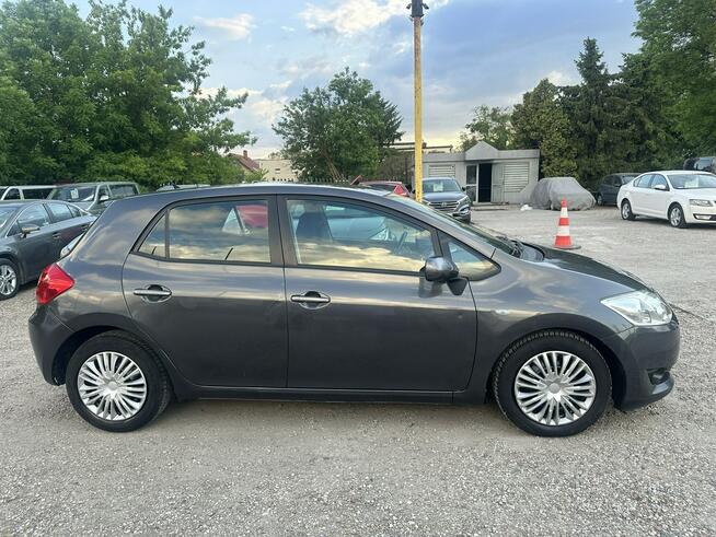 Toyota Auris 1.4 benzyna 96KM/5 drzwi/Automatyczna klimatyzacja/Zamiana/Kredyt