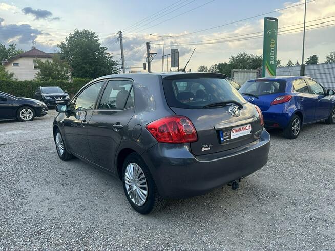 Toyota Auris 1.4 benzyna 96KM/5 drzwi/Automatyczna klimatyzacja/Zamiana/Kredyt