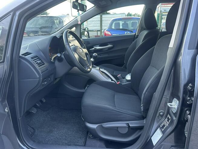 Toyota Auris 1.4 benzyna 96KM/5 drzwi/Automatyczna klimatyzacja/Zamiana/Kredyt