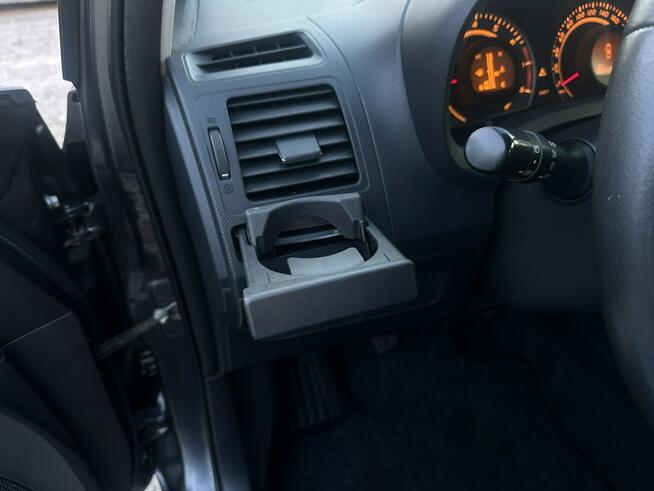 Toyota Auris 1.4 benzyna 96KM/5 drzwi/Automatyczna klimatyzacja/Zamiana/Kredyt