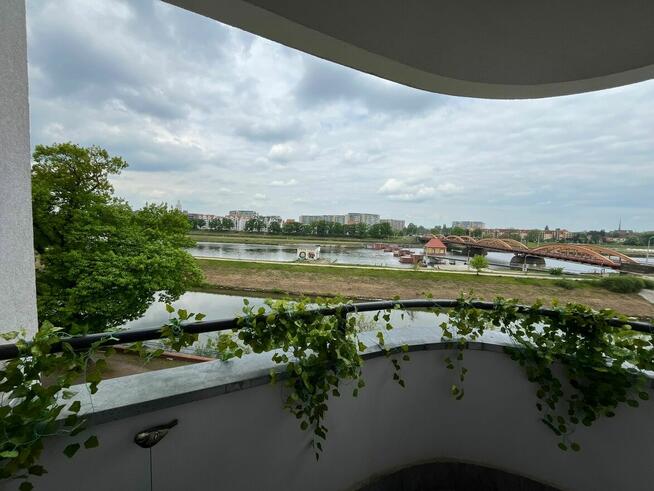 2-pokojowe 59,9 m² | balkon | winda | – Wyb. Korzeniowskiego