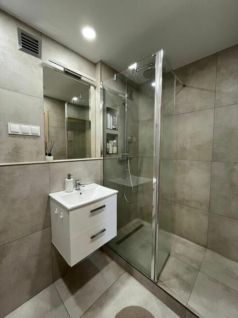 2-pokojowe 59,9 m² | balkon | winda | – Wyb. Korzeniowskiego