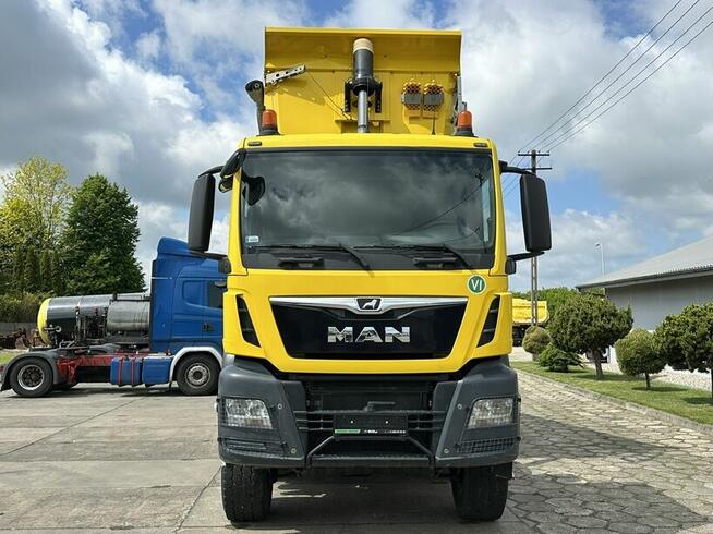 SAMOCHÓD CIĘŻAROWY MARKI MAN TGS 41.460