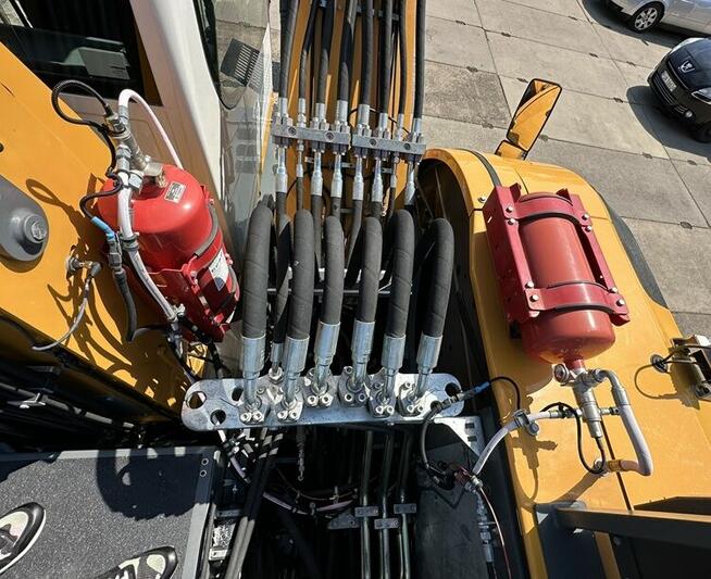 KOPARKA PRZEŁADUNKOWA LIEBHERR LH 22 M LITRONIC