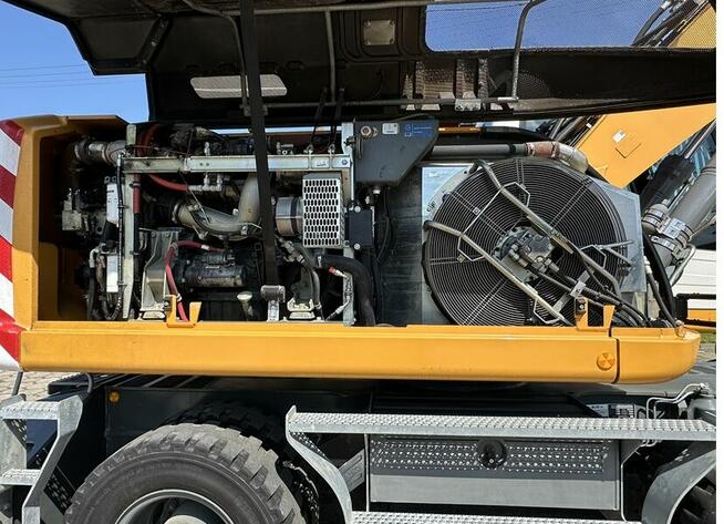 KOPARKA PRZEŁADUNKOWA LIEBHERR LH 22 M LITRONIC