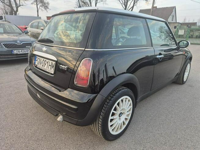 1.6B Ładny Miniaczek