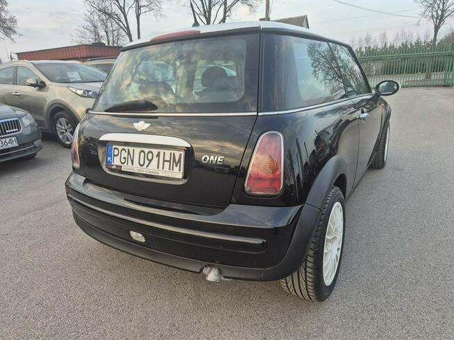 1.6B Ładny Miniaczek