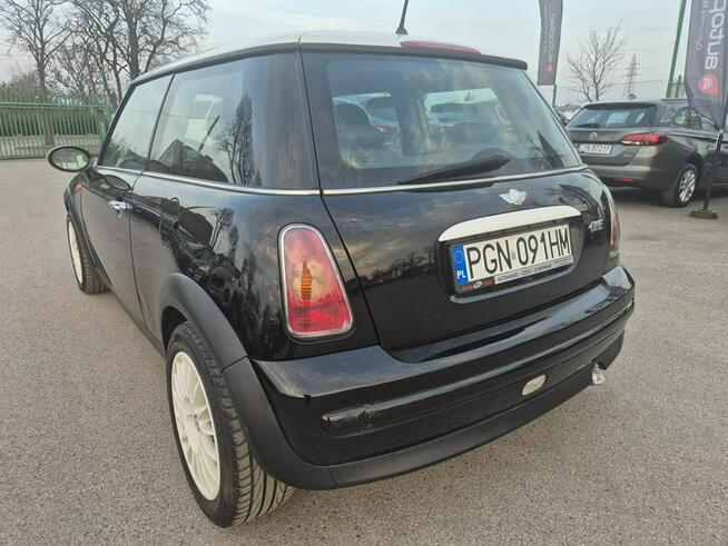 1.6B Ładny Miniaczek