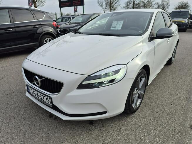 Volvo V40 2.0D 120KM D2
