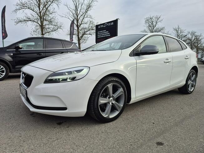 Volvo V40 2.0D 120KM D2