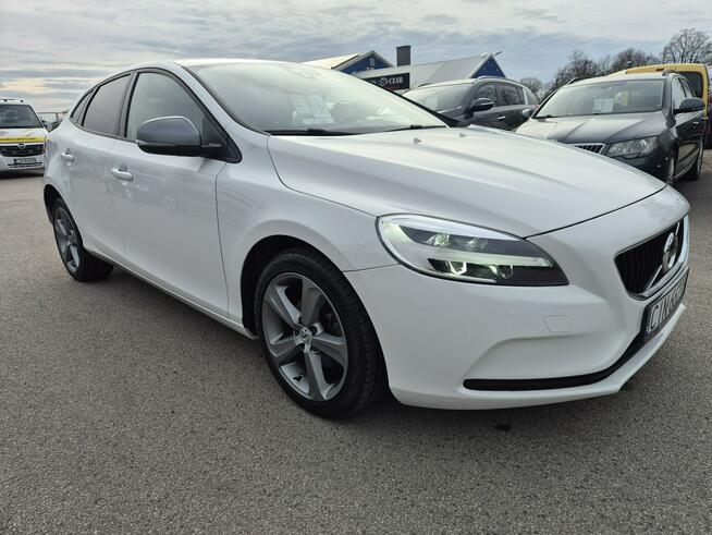 Volvo V40 2.0D 120KM D2