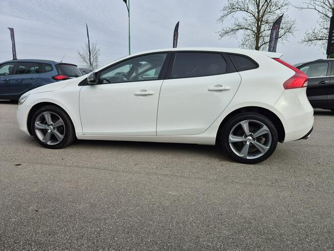 Volvo V40 2.0D 120KM D2