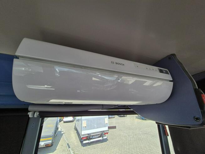 Irisbus 330S - Kamper AUTOBUS KAMPER / AUTOBUS/ NOWA ZABUDOWA / SOLAR NA DACHU / ŁAZIENKA / KUCHENKA