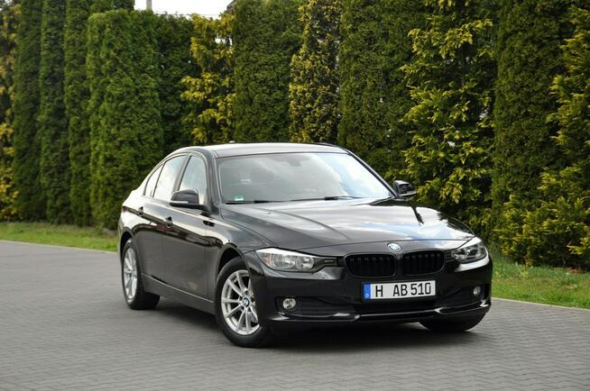 BMW 318 2.0d(143KM)*Czarna*Duże Radio*Wekur*Klimatronik*Parktronik*Alu 16"ASO