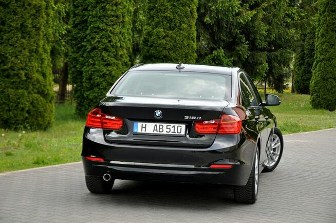 BMW 318 2.0d(143KM)*Czarna*Duże Radio*Wekur*Klimatronik*Parktronik*Alu 16"ASO