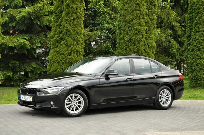 BMW 318 2.0d(143KM)*Czarna*Duże Radio*Wekur*Klimatronik*Parktronik*Alu 16"ASO