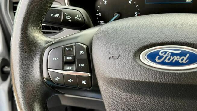 Ford Focus LED / Gwarancja / FULL SERWIS / 37 900 Brutto / 30 813 Netto