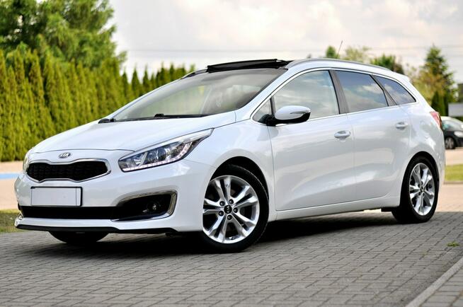 Kia Cee'd 1,6CRDi 110 Km Lift Led Panorama Navi Klimatronik Kamera Full Opcja