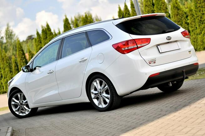 Kia Cee'd 1,6CRDi 110 Km Lift Led Panorama Navi Klimatronik Kamera Full Opcja
