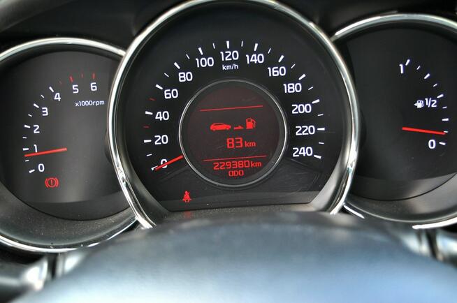 Kia Cee'd 1,6CRDi 110 Km Lift Led Panorama Navi Klimatronik Kamera Full Opcja