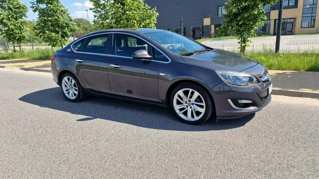 Opel Astra 1.4 Turbo LPG GAZ 124tys km Klima Tempomat Czujniki ISOFIX Piękna