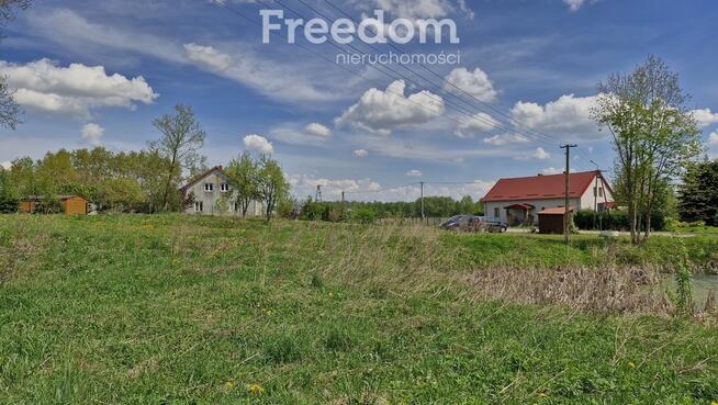 Spokojna działka 3 128 m² wśród lasów