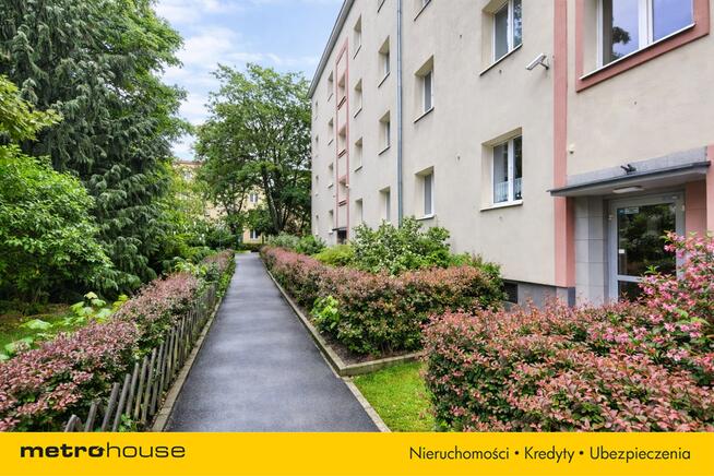 Parter, 2 pokoje, 53 m², Ochota, Czynsz 830 zł.