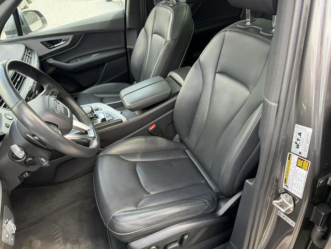 Audi Q7 7-Osobowa, 4x4, LED, Klima, Navi, Tempomat, Asystent, Panorama, FV-23%