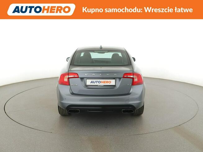 Volvo S60 automat xenon skóra navi klima auto grzane fotele kamera i czujniki pa