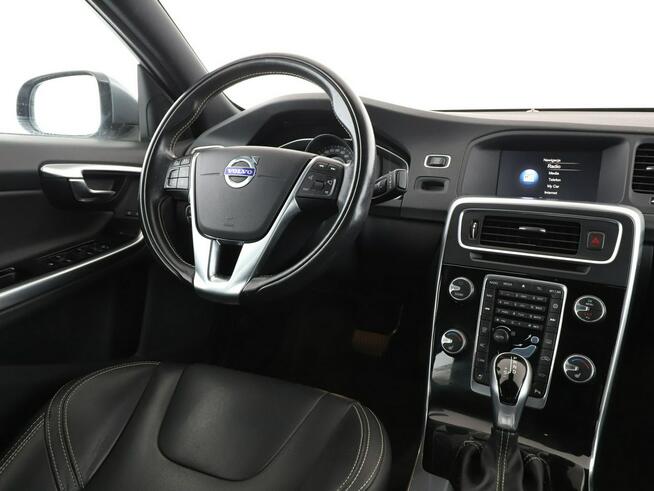 Volvo S60 automat xenon skóra navi klima auto grzane fotele kamera i czujniki pa