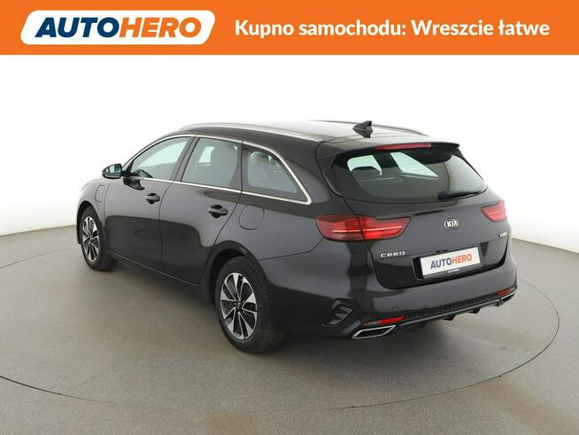Kia Cee'd PHEV automat navi kamera tempomat grzane fotele