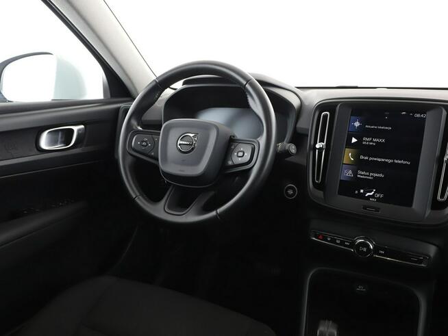 Volvo XC 40 automat, virtual, full led, niski przebieg, kamera, pdc